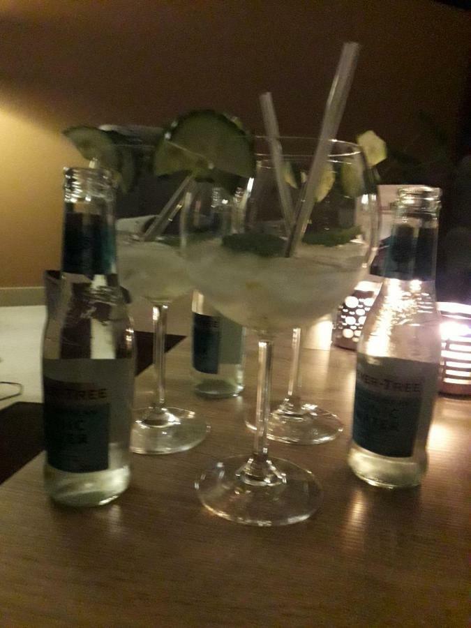 Maas&Mechelen B&B Massage & Wellness Масмехелен Екстериор снимка
